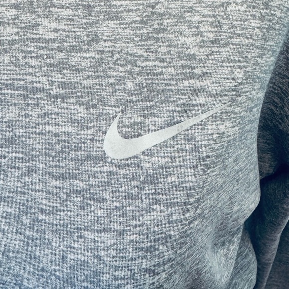 NIKE DRIFIT Running Long Sleeve Tshirt Athletic Shirt - Picture 11 of 13